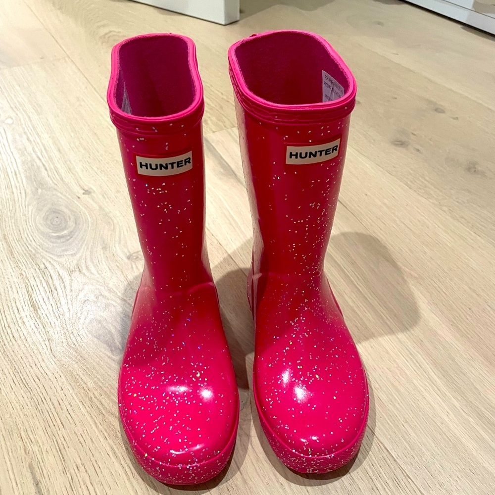 Little girl hunter rain boots